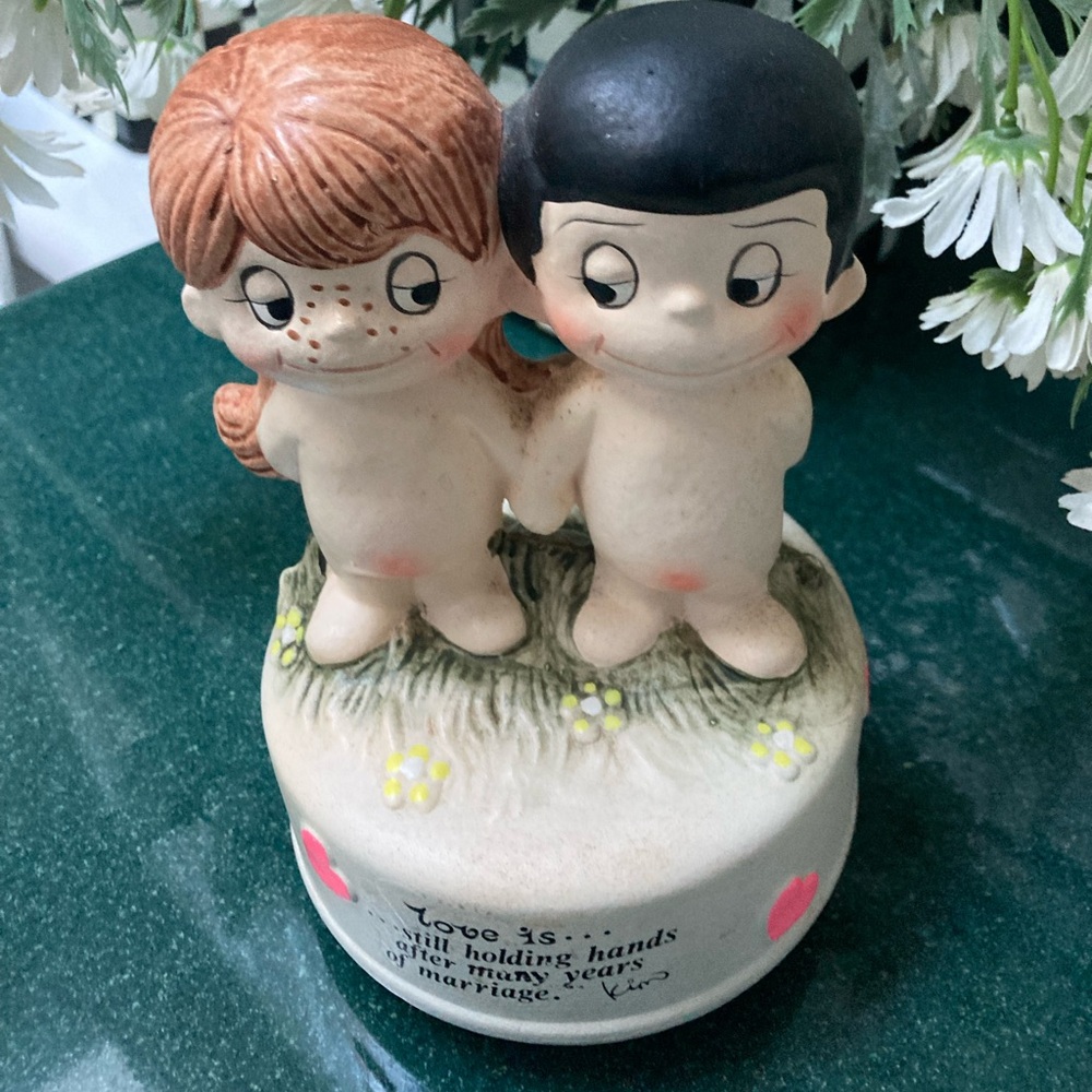 Casali 1972-73 LOVE IS ‘Holding Hands After Many Years of Marriage’